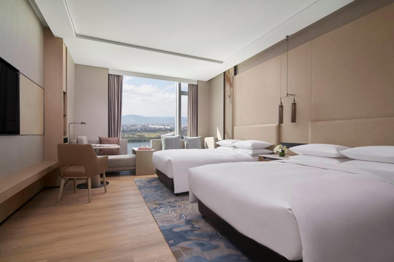 Fuzhou Marriott Hotel Riverside Exterior photo